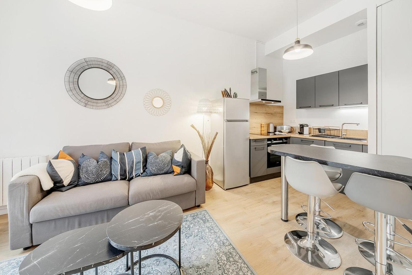 Le Saint Martin, Bel Appartement De Standing Рен Стая снимка